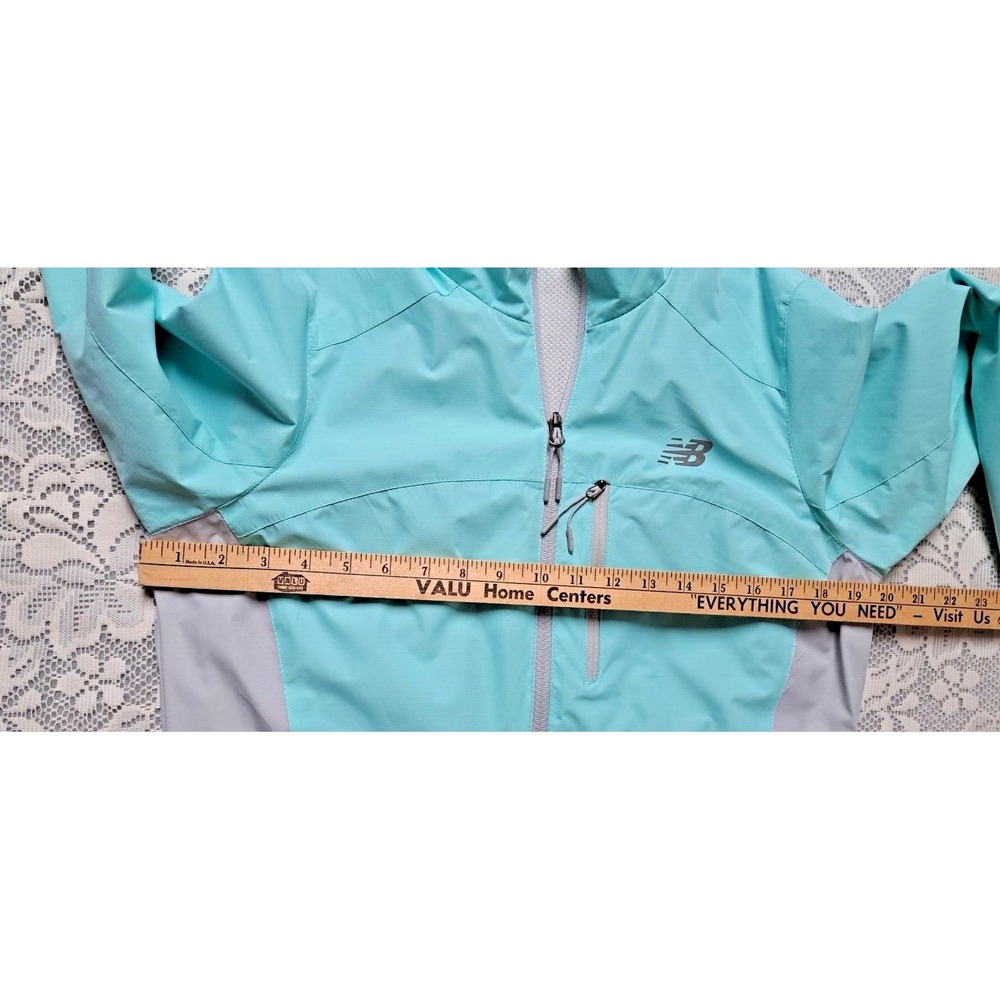 New Balance Women's Medium Full Zip Windbreaker Run Jacket Turquoise Blue & Gray - Picture 7 of 10